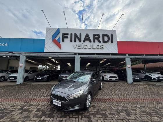 FORD FOCUS 2.0 SE PLUS SEDAN 16V FLEX 4P POWERSHIFT